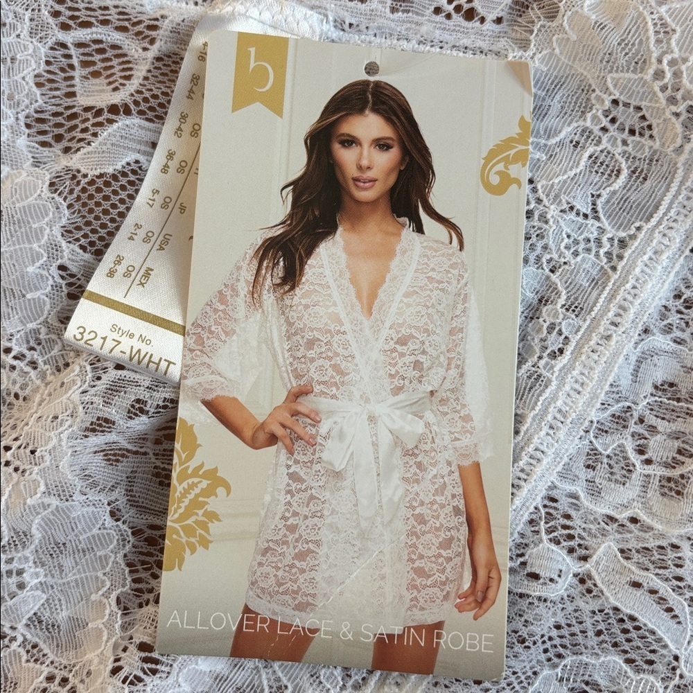 NWT Lace robe - Picture 4 of 10